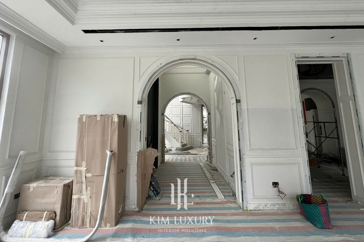 Bàn giao phần thô hạng mục phào chỉ PU nhập khẩu - Biệt Thự Swan Villa Đà Nẵng